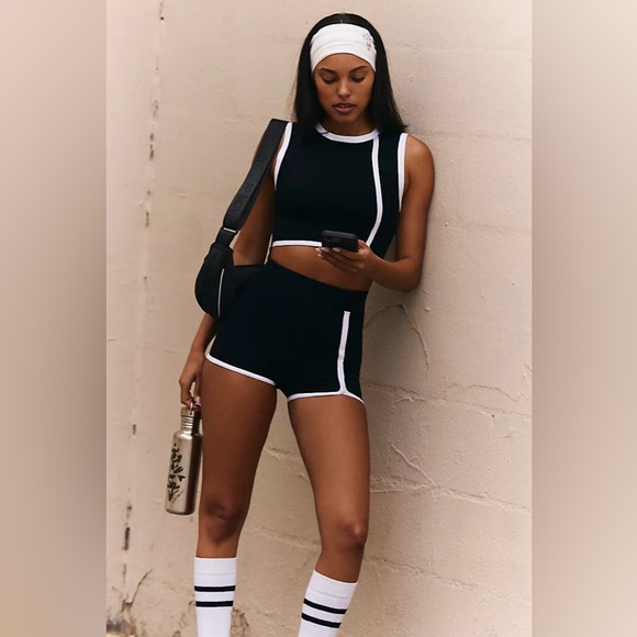 NEW! FREE PEOPLE MOVEMENT Parisienne Colorblock Set L/XL Black White Top Shorts - Picture 15 of 17